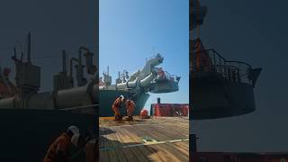 Riggers able to connect on time👍🏻💪 trending rigger offshorejob hopperdredger multipurposevessel [upl. by Dahsar]