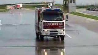 Feuerwehr Traun Fahrtechniktraining Fahrsicherheitstraining [upl. by Ariel]