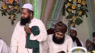 Owais Raza Qadri Is Given Khilafat At Haji Ali Mehfil India [upl. by Lletnom]