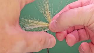 One Fly A Day  Craft fur Baitfish [upl. by Llig]