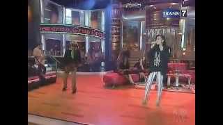 Nicky Astria  Misteri Cinta trans7 ©21112012 [upl. by Kimitri]