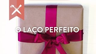 DIY Como Fazer Laço para Presentes  WESTWING [upl. by Eneryc]