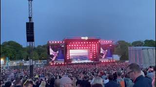 Crowd sings along with Lewis Capaldi  Live Dundee [upl. by Rivi]