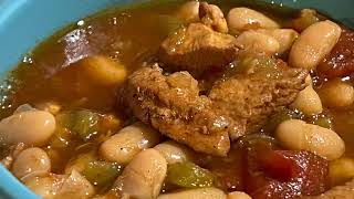 Instant Pot White Bean Chicken Chili  ‘Spicy delicious comfort food [upl. by Nevetse258]