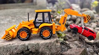 Red Range Rover Car Accident pulling out Jcb 5CX l cartoon Tata Ace video [upl. by Ennaecarg]