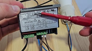 Dixell XR02CX Wiring Explained [upl. by Nikal]