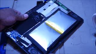 Removing a Swollen Battery from the Iview Maximus II 2ini1 laptop [upl. by Attenaj]