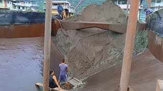 How do people unload sand from a ship  satisfying Video [upl. by Nosittam]