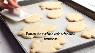 How to Flatten Sugar Cookies for a Smooth Decorating Surface [upl. by Kcerred292]