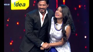 Antara Mitra Shakes A Leg With Shahrukh Khan At The Royal Stag Mirchi Music Awards  Radio Mirchi [upl. by Kella]