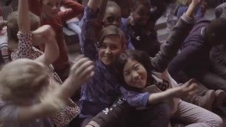 La fondation evenko de concert avec nos écoles  Coeur de Pirate à l’école primaire CharlesLemoyne [upl. by Nyluqcaj]