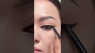 Eyeliner Tutorial For Beginners ❤️ [upl. by Roda8]