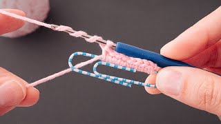 🔥 The Cutest Crochet Christmas Idea from a Paperclip and Leftover Yarn Crochet for Beginners [upl. by Nosredneh]