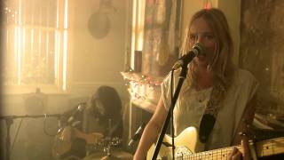 Lissie  When Im Alone Live [upl. by Gahl579]