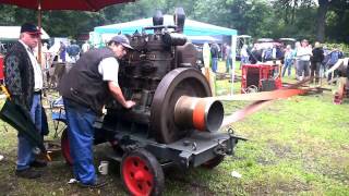 Stationary Engine Hatz Stationärmotor mit Steinbrecher  Rock Crusher [upl. by Isaac]