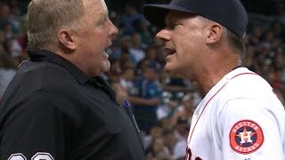 Hinch tossed for arguing overturned call [upl. by Cassilda]