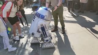 Jackson Jon Larson R2D2 Disneyland 13124 [upl. by Rube]