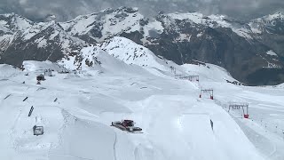 Montagne  Le Glacier des Deux Alpes sera ouvert dès ce samedi 29 mai [upl. by Khai844]