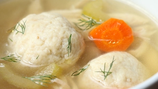 SlowCooker Matzo Ball Soup [upl. by Nov]