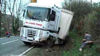 Steil Kranarbeiten  LKWBergung in Wincheringen [upl. by Esoryram625]