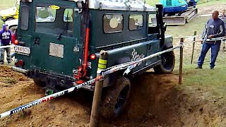 Extrait 4x4 Taisnières 2011 🤜 Passage maitrisé en Land Rover Defender 110 👌 [upl. by Enahs]