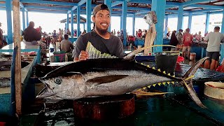 Live 04 Nov 24🔥🔪🔥 yellowfin tuna cutting skills di Pasar Ikan Jembatan Puri Kota Sorong Papua [upl. by Nhguaval]