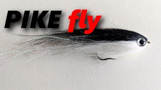 Fly tying a WhiteBait streamer for Pike and Perch [upl. by Haimrej]