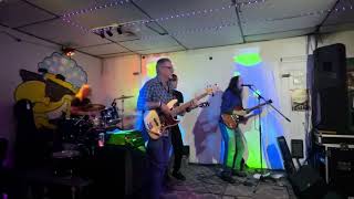 Smokestack lightning live a at Mr Beerys 324 1 [upl. by Yelir]