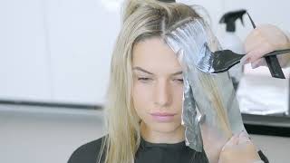 BOMBSHELLBLOND Tutorial for Pros by LOréal Professionnel Greece [upl. by Crispas]