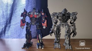 Transformers Robot Replicas Optimus Prime Vs Megatron Battle Damaged Review [upl. by Zaragoza]