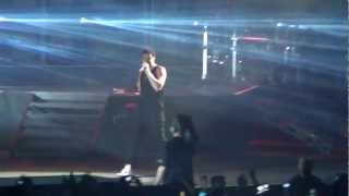 Drake amp Lil Wayne  The Motto 1080p HD Drakes Club Paradise Live Tour Berlin 12042012 [upl. by Bartle]