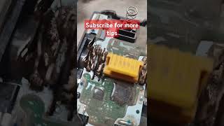 Makita 18V 5 Ah battery not accepted by charger makitapowertools repair makitatools diy makita [upl. by Honebein]