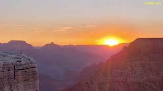 Grand canyon Arizona Etats Unis  Levé de soleil [upl. by Morly887]