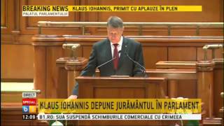 Klaus Iohannis depune juramantul [upl. by Edrea]