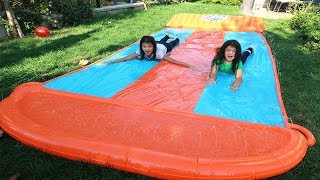 Elif Öykü ve Masalın Yeni DEV Su kaydırağı Playing with Funny Kids Water Slide Compilation [upl. by Terrye]