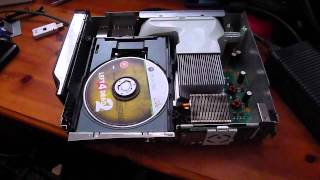 Hardware Tutorials 3 How to Hotswap an Xbox 360 [upl. by Valeda]