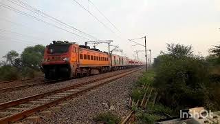 Vasco da Gama Superfast Express वासको डी गामा सुपर फास्ट एक्सप्रेस । [upl. by Llenrag]