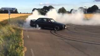 Bmw e30 turbo burnout [upl. by Urissa]