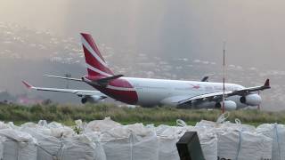 Décollage piste 32 A340 Air Mauritius  St Denis RUN [upl. by Leclair931]