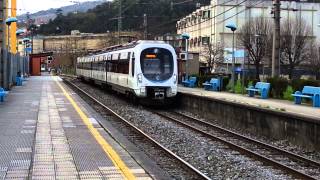 Euskotren  925 Con destino DonostiaSan Sebastian en ArizBasauri [upl. by Araz855]