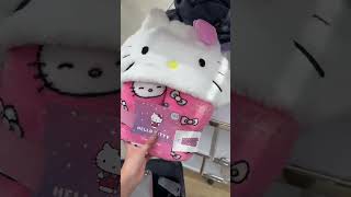 Une collection Hello Kitty chez Primark  short shorts fannyscg [upl. by Nyre]