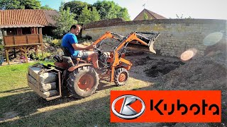 Micro tracteur Kubota B7001 et chargeur frontal  Installation piscine hors sol [upl. by Codee]