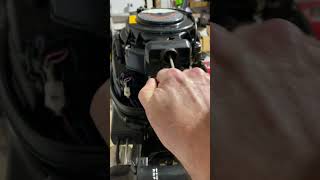 Suzuki DF20 outboard motor problems  part 2 [upl. by Rothenberg]