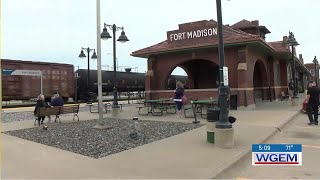 River amp Rail Weekend brings train enthusiasts to Fort Madison [upl. by Anbul]