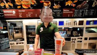 Travailler chez mcdo un bon plan non [upl. by Ordnas]