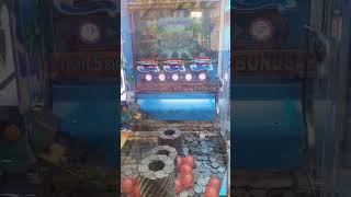 Winning jackpot of 500 coins on a coin pusher still doesnt win the prize at butlins minehead [upl. by Laris282]