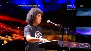 Iwan Fals  Satu satu  Konser Suara Untuk Negeri Jakarta [upl. by Sum952]