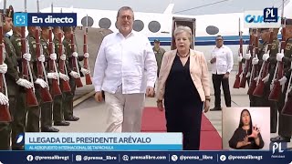 El presidente Bernardo Arévalo arriba a Tapachula Chiapas para reunión con presidente de México [upl. by Ahsienot381]