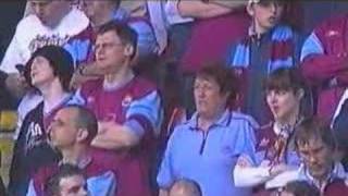 Abide with Me  FA Cup Final Duet with Lesley Garrett [upl. by Roehm710]