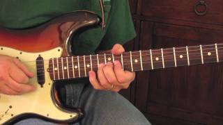 Guitar Lesson Eric Clapton Style Lick  Signature Licks Fender Stratocaster [upl. by Waterer]